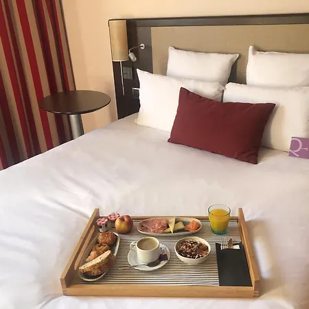 Saint-quentin-en-yvelines Centre Gare 4 Etoiles Hotel 4*