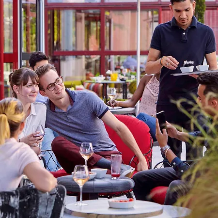 Hotel Saint-quentin-en-yvelines Centre Gare 4 Etoiles 4*