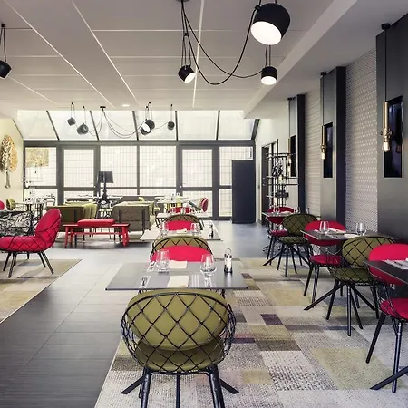 Saint-quentin-en-yvelines Centre Gare 4 Etoiles 4* Montigny-le-Bretonneux