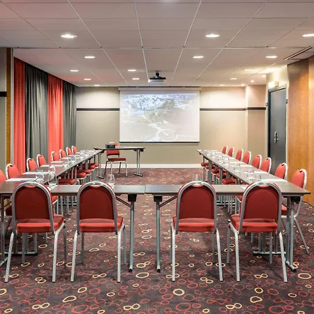 Saint-quentin-en-yvelines Centre Gare 4 Etoiles Montigny-le-Bretonneux