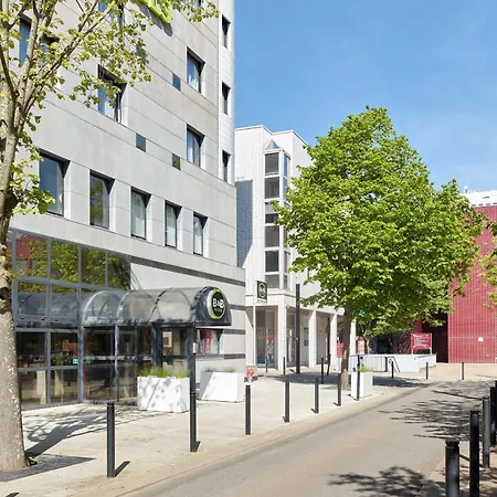 Saint-quentin-en-yvelines Centre Gare 4 Etoiles Hotel Montigny-le-Bretonneux