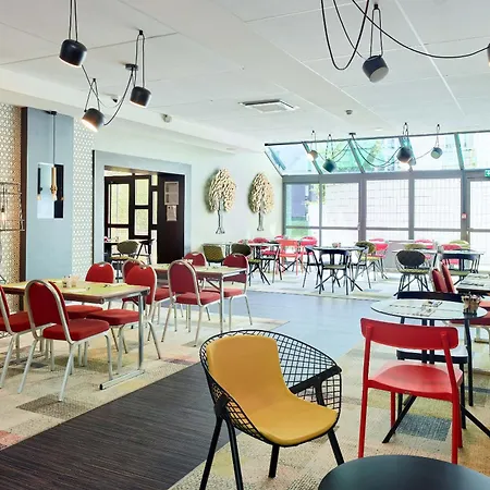 Saint-quentin-en-yvelines Centre Gare 4 Etoiles 4*