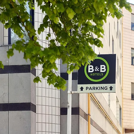 Saint-quentin-en-yvelines Centre Gare 4 Etoiles Hotel