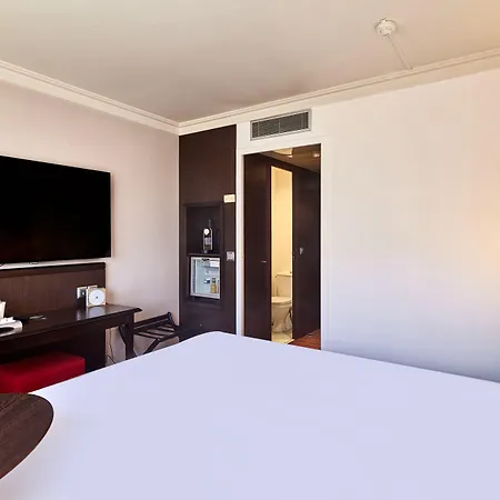 Saint-quentin-en-yvelines Centre Gare 4 Etoiles Hotel Montigny-le-Bretonneux
